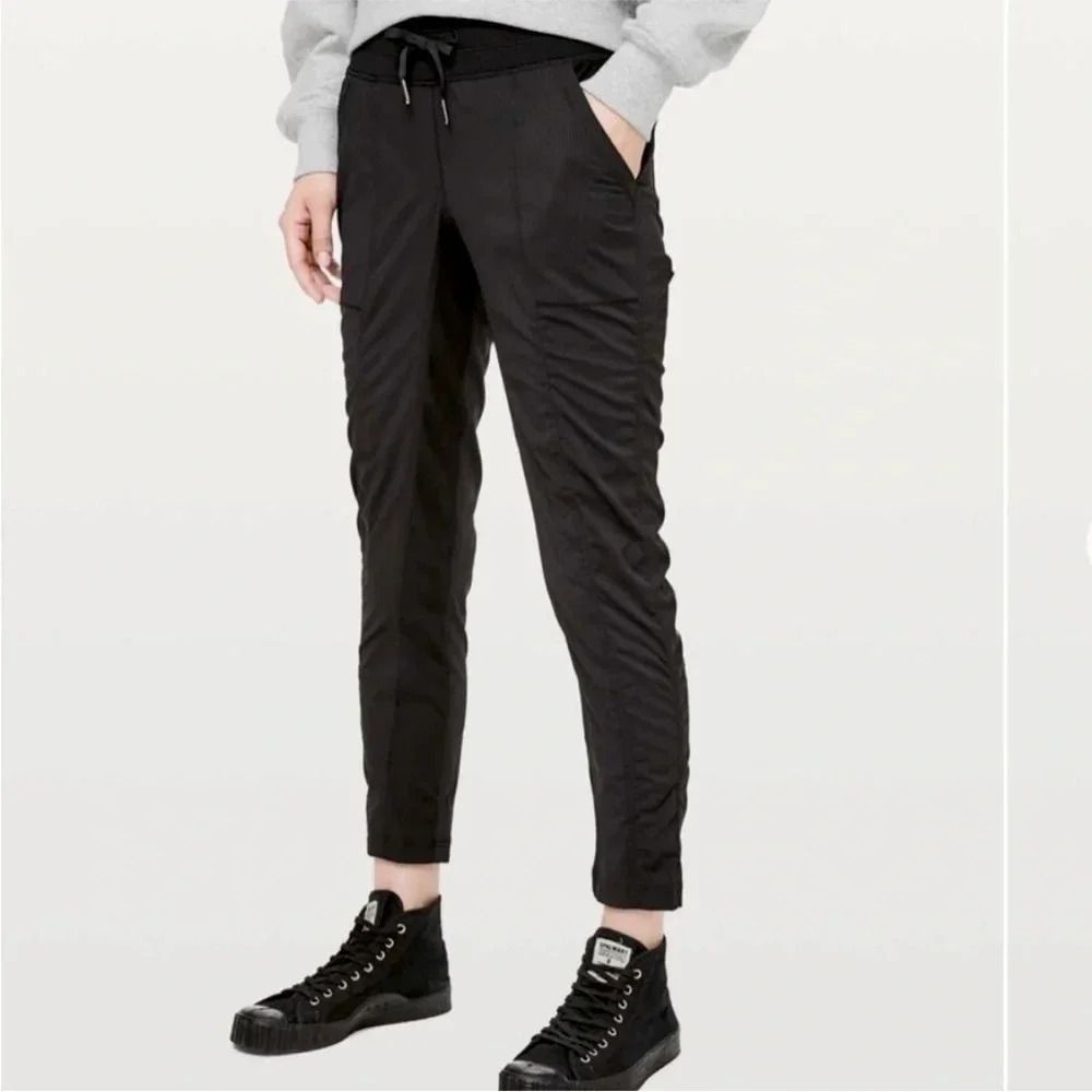 Lululemon Street To Studio Pant Unlined Black High Rise Athletic Pants Size 2